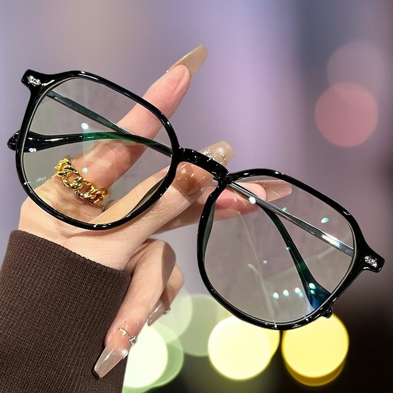 Leichtgewichtige Brille mit modernem Design