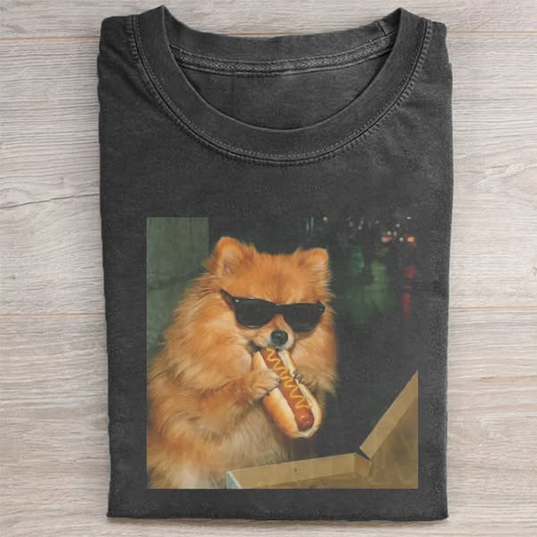 Pomeranian Eating Hot Dog T-shirt