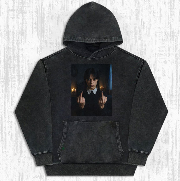 WEDNESDAY S2 ADDAMS THEMED T-SHIRT-LASPORTN