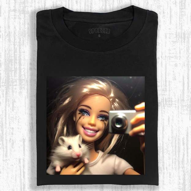 REBELLIOUS BARBIE SELFIE MOMENT TEE-LASPORTN