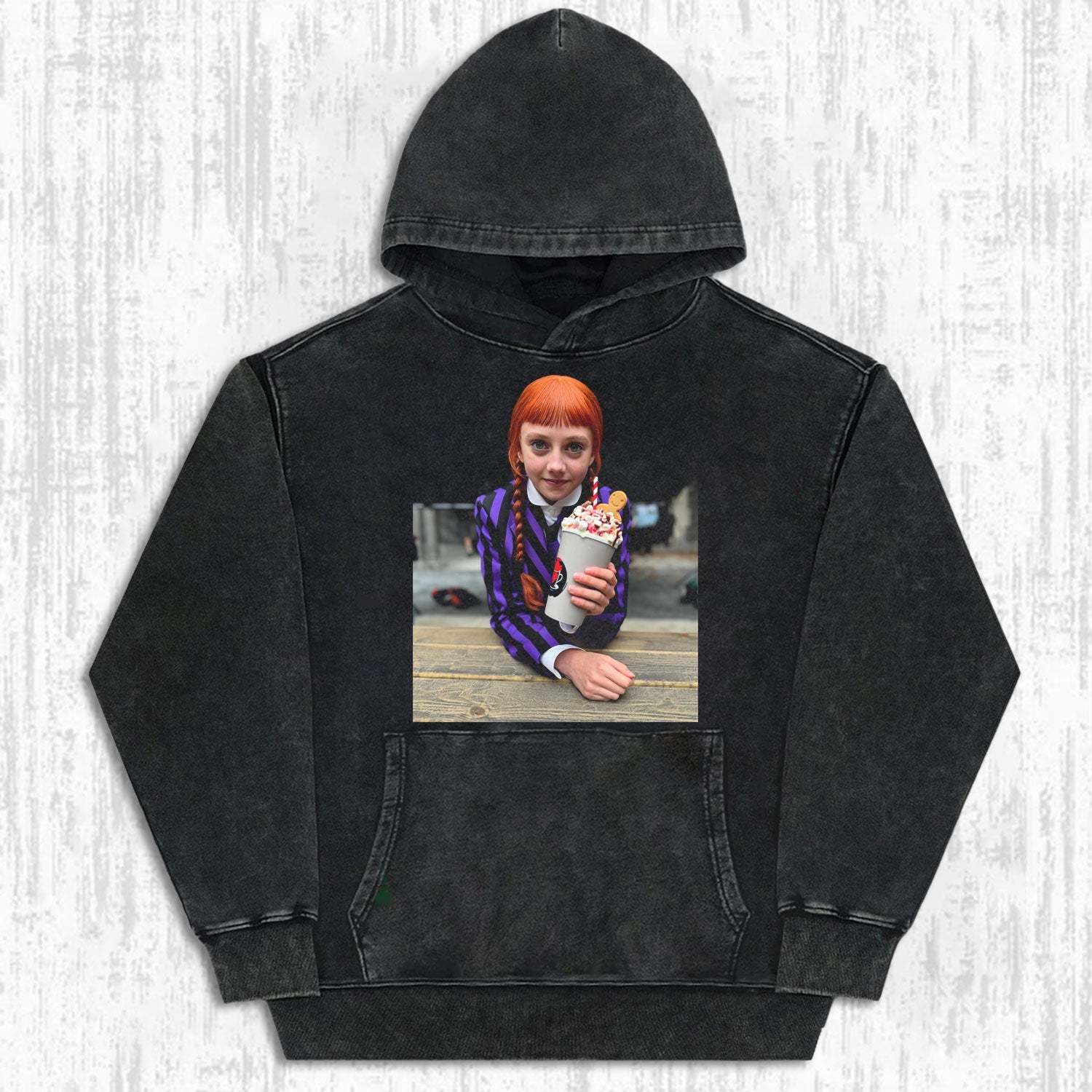 AGNES DEMILLE WEDNESDAY S2 THEMED T-SHIRT-LASPORTN