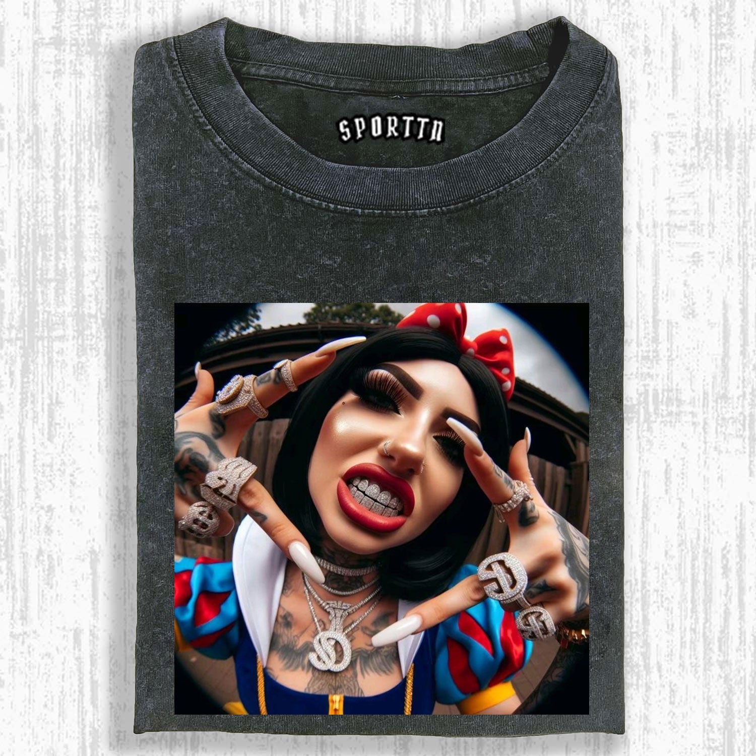 BLING TRENDY TEE-LASPORTN