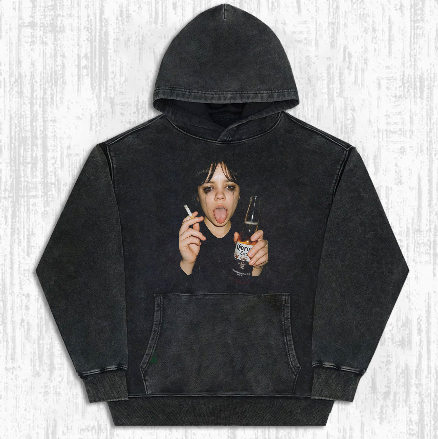 WEDNESDAY S2 ADDAMS THEMED T-SHIRT-LASPORTN