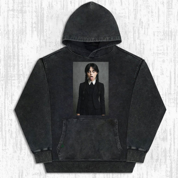 WEDNESDAY S2 ADDAMS THEMED T-SHIRT-LASPORTN