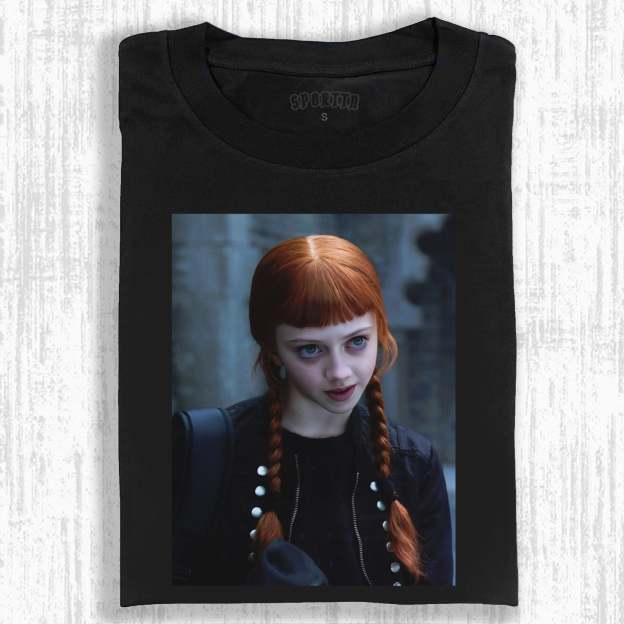 AGNES DEMILLE WEDNESDAY S2 THEMED T-SHIRT-LASPORTN