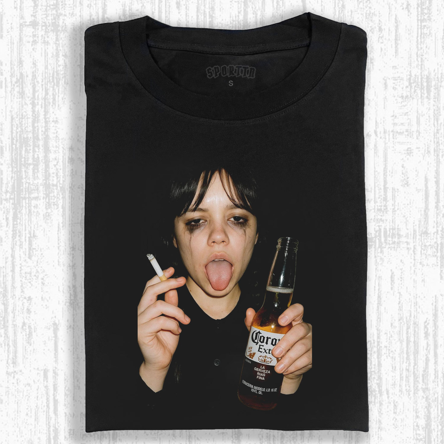 WEDNESDAY S2 ADDAMS THEMED T-SHIRT-LASPORTN