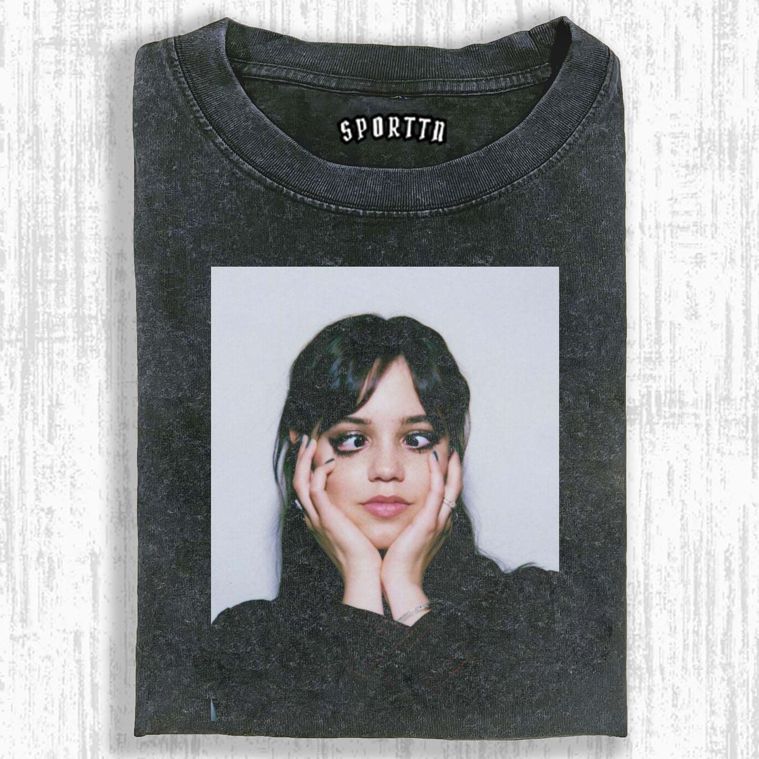 WEDNESDAY S2 ADDAMS THEMED T-SHIRT-LASPORTN