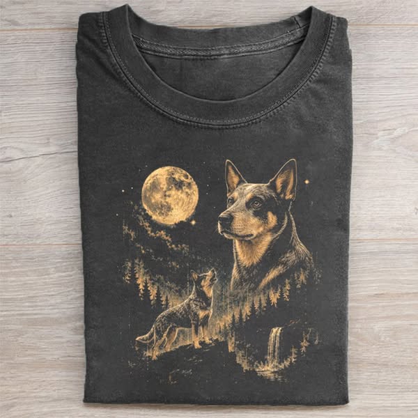Australian Cattle Dog Howling Moon Graphic T-shirt