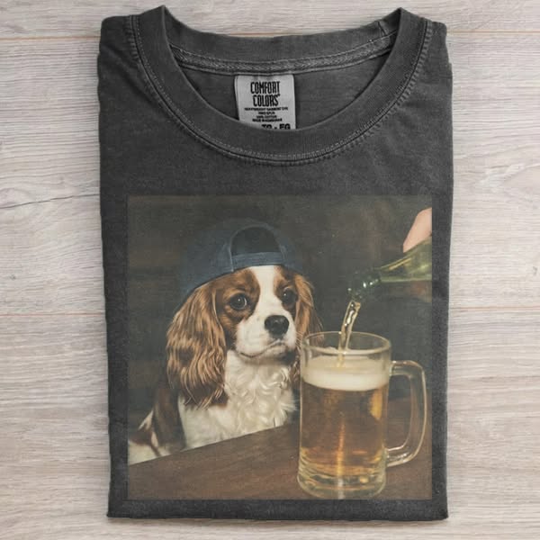 Cavalier King Charles Drinking Beer T-shirt