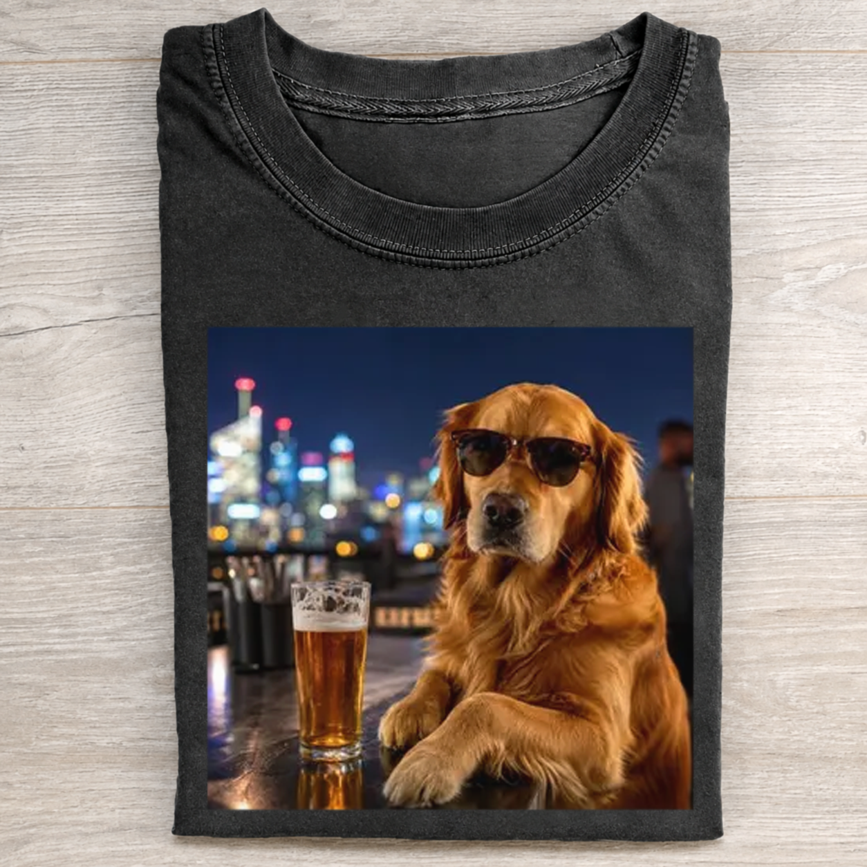 Funny Golden Retriever Drinking Beer T-shirt 