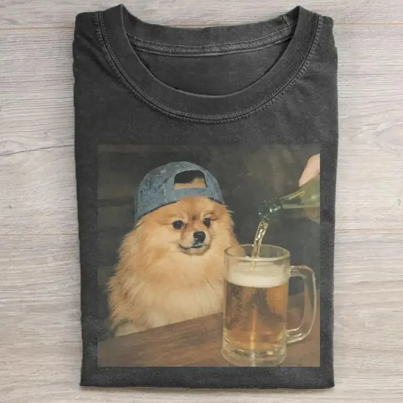 Funny Pomeranian Drinking Beer T-shirt
