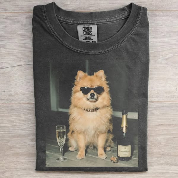Pomeranian Drinking Champagne T-shirt