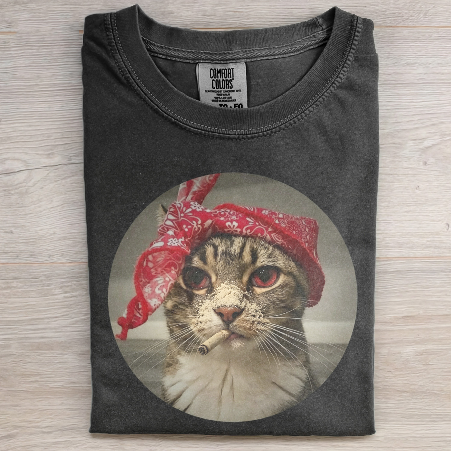 SMOKING CAT FUNNY MEME T-SHIRT