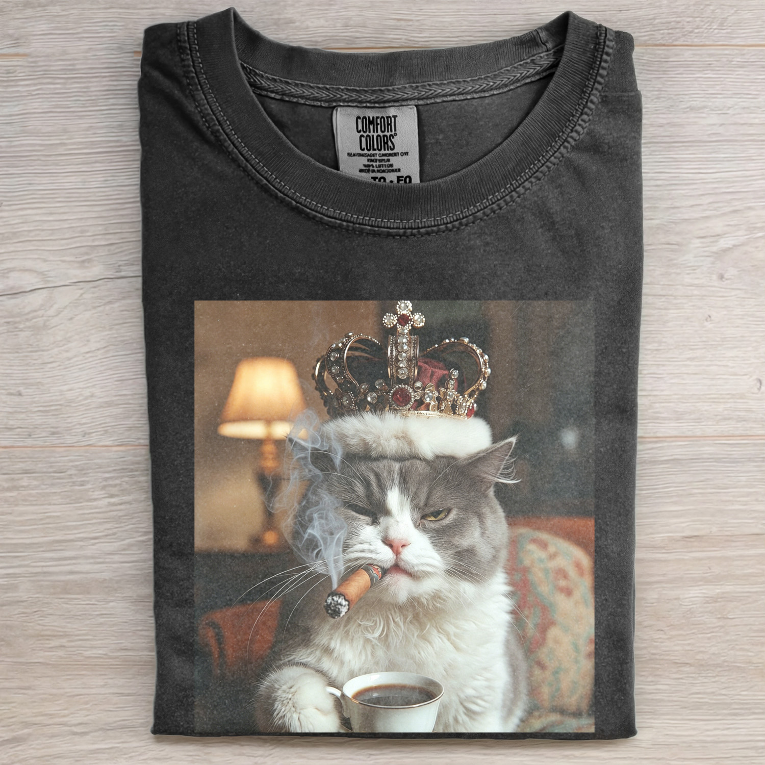 SMOKING CAT FUNNY MEME T-SHIRT