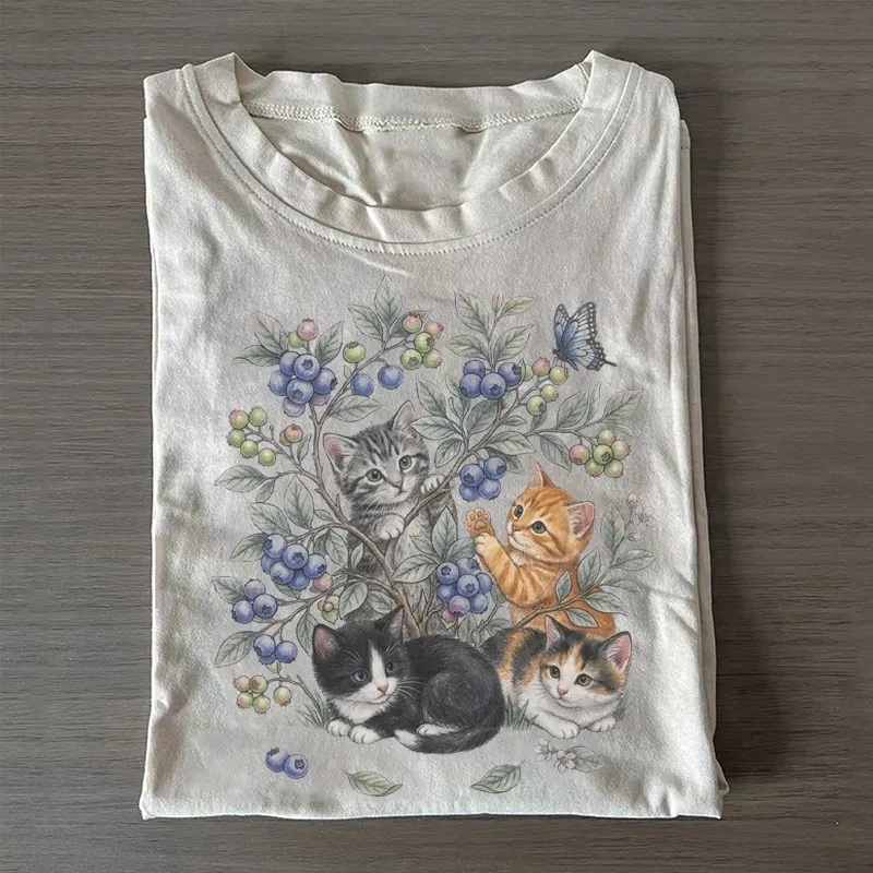 Vintage Kittens Blueberry 90s Graphic T-shirt
