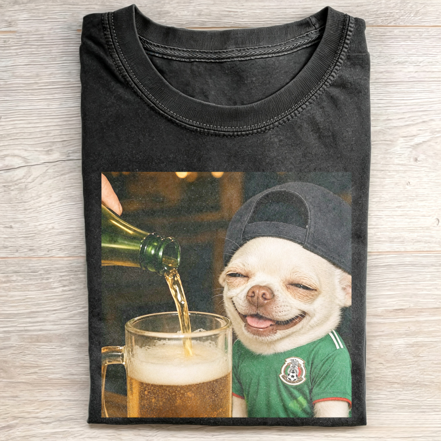 WACKY CHIHUAHUA DOG DRINKING BEER T-SHIRT