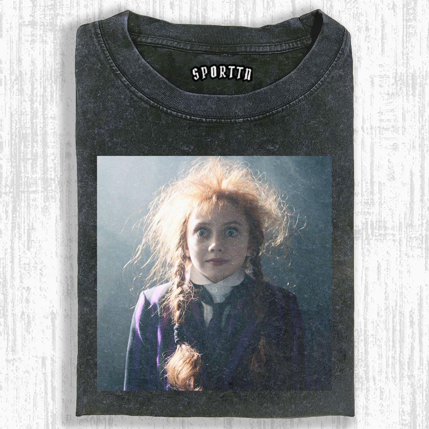 AGNES DEMILLE WEDNESDAY S2 THEMED T-SHIRT-LASPORTN