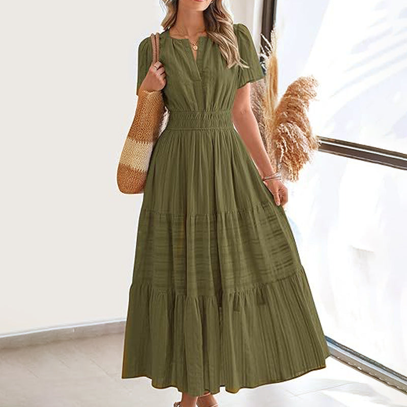 Smocked Maxi Dress – Great for Travel & Summer Strolls ☀️🧳