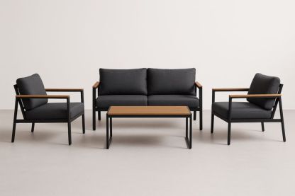 Set divano e poltrone in acciaio con braccioli in legno massello e cuscini in poliestere