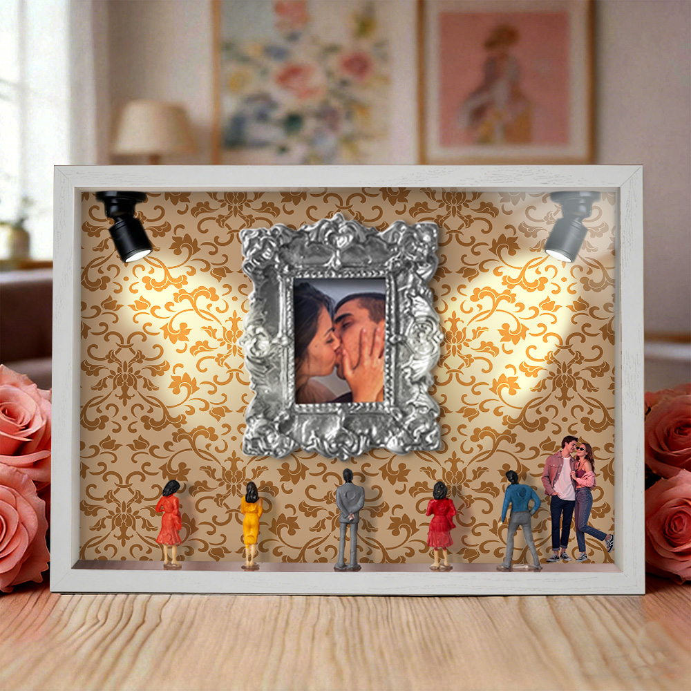 Museum of Us Frame Personalized Vintage Silver Collage Photo Frame – Elegant Memory Display Gift