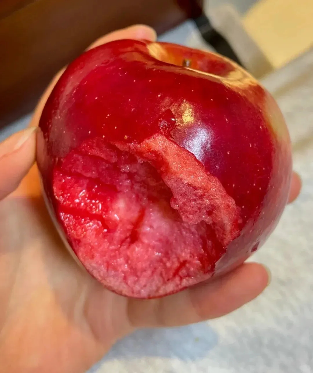 🍎"Pomme Passion Éternelle : Graines Rares Cultivées par 12 Producteurs Français ❤️