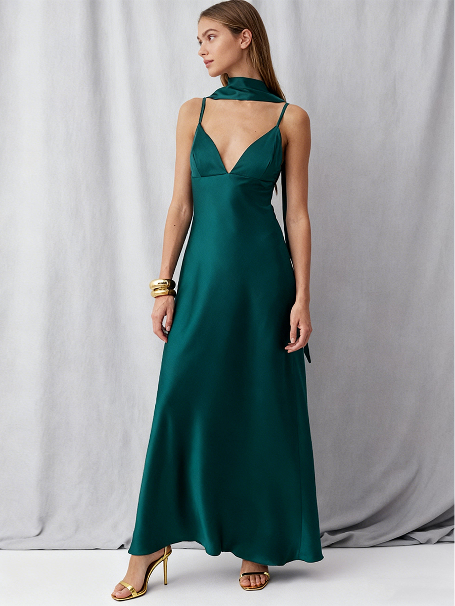 Elegant V-Neck Satin Spaghetti Strap Floor-Length Formal Evening Gown with Scarf
