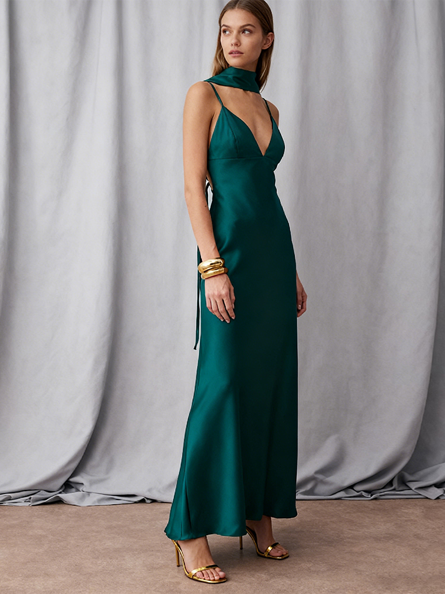 Elegant V-Neck Satin Spaghetti Strap Floor-Length Formal Evening Gown with Scarf