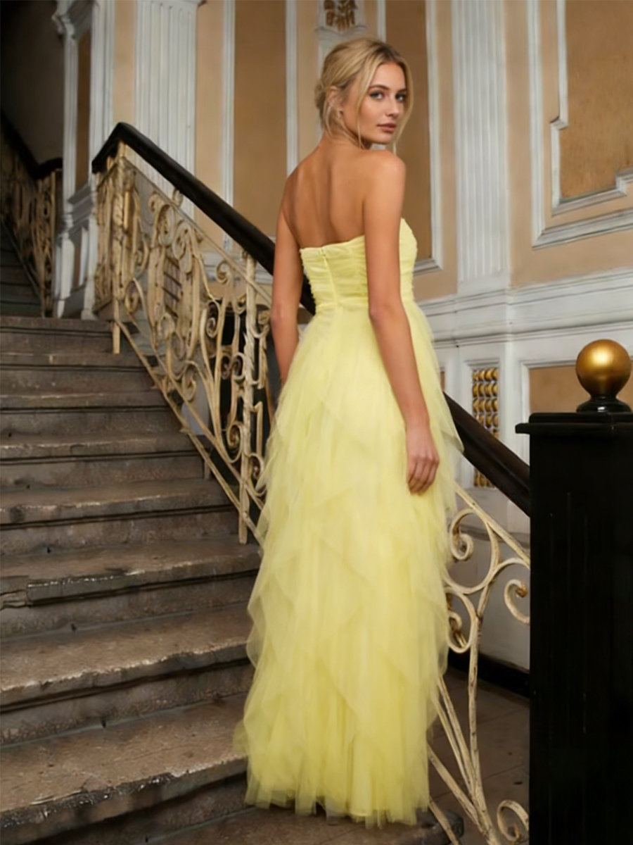 Cute Strapless Sweetheart Neck Ruched Tulle Ball Prom Gown