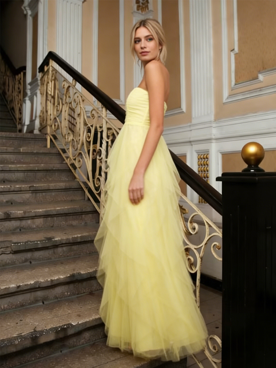 Cute Strapless Sweetheart Neck Ruched Tulle Ball Prom Gown