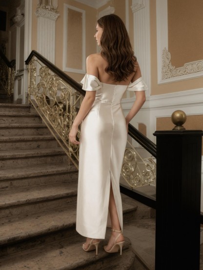 Sheath Off-the-Shoulder Satin Floor-Length Minimalist Formal Evening Gown