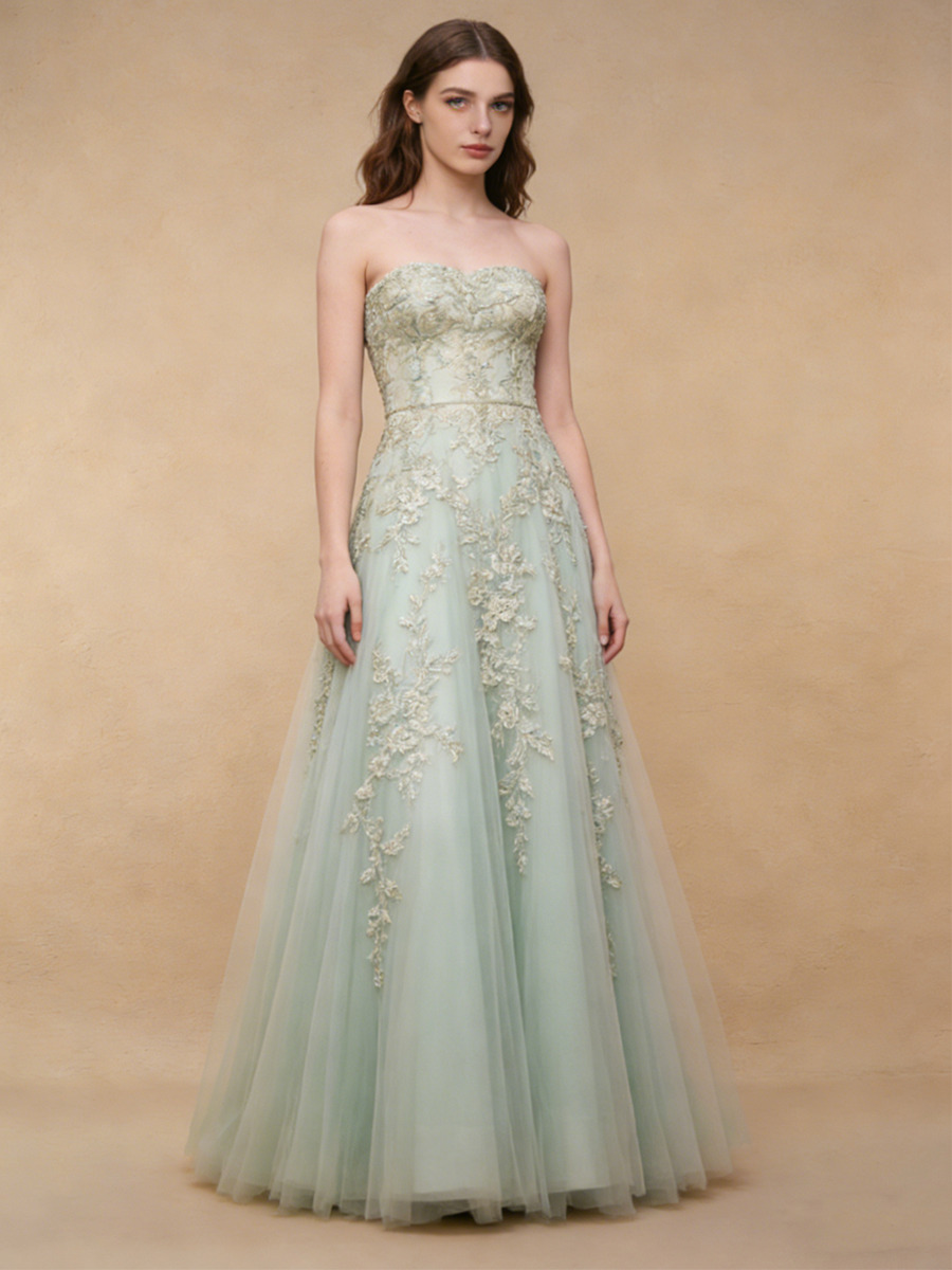 A-Line Strapless Tulle Floor-Length Dress with Floral Lace Appliques for Prom & Gala Events