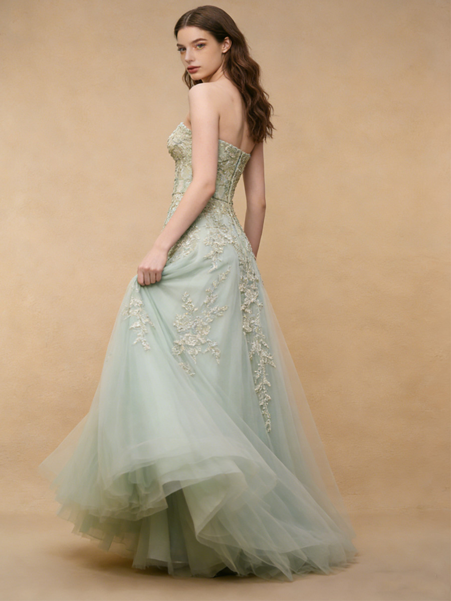 A-Line Strapless Tulle Floor-Length Dress with Floral Lace Appliques for Prom & Gala Events