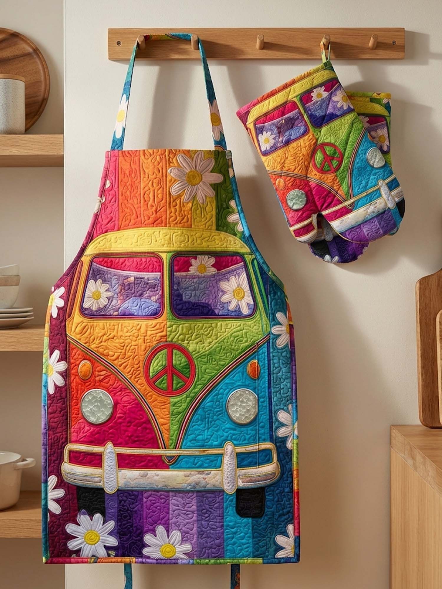 Hippie Van Quilted Apron Set (2-Piece) – Padded Apron + Heat-Resistant Oven Mitts