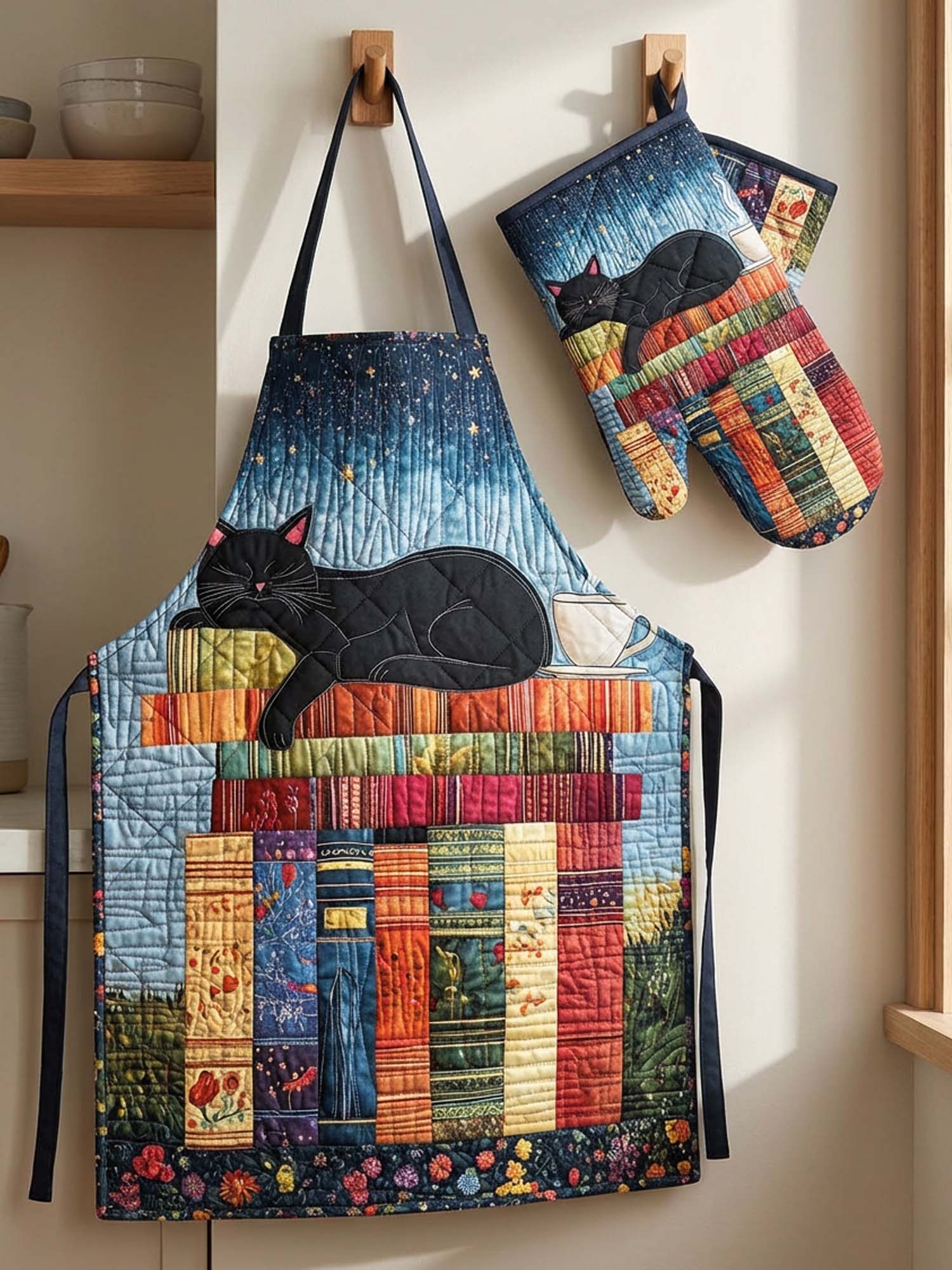 Book And Cat Quilted Apron Set (2-Piece) – Padded Apron + Heat-Resistant Oven Mitts