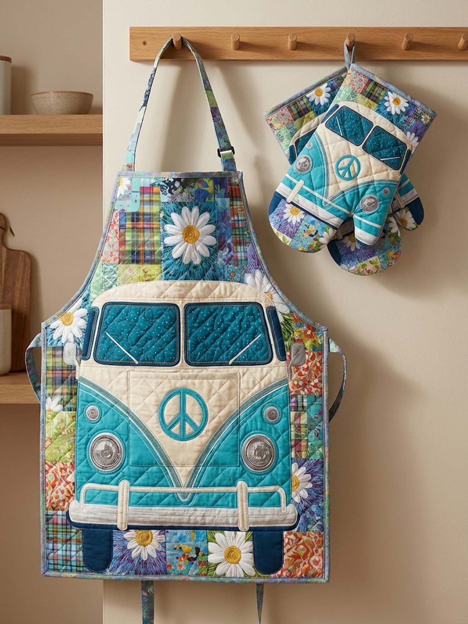 Hippie Van Quilted Apron Set (2-Piece) – Padded Apron + Heat-Resistant Oven Mitts