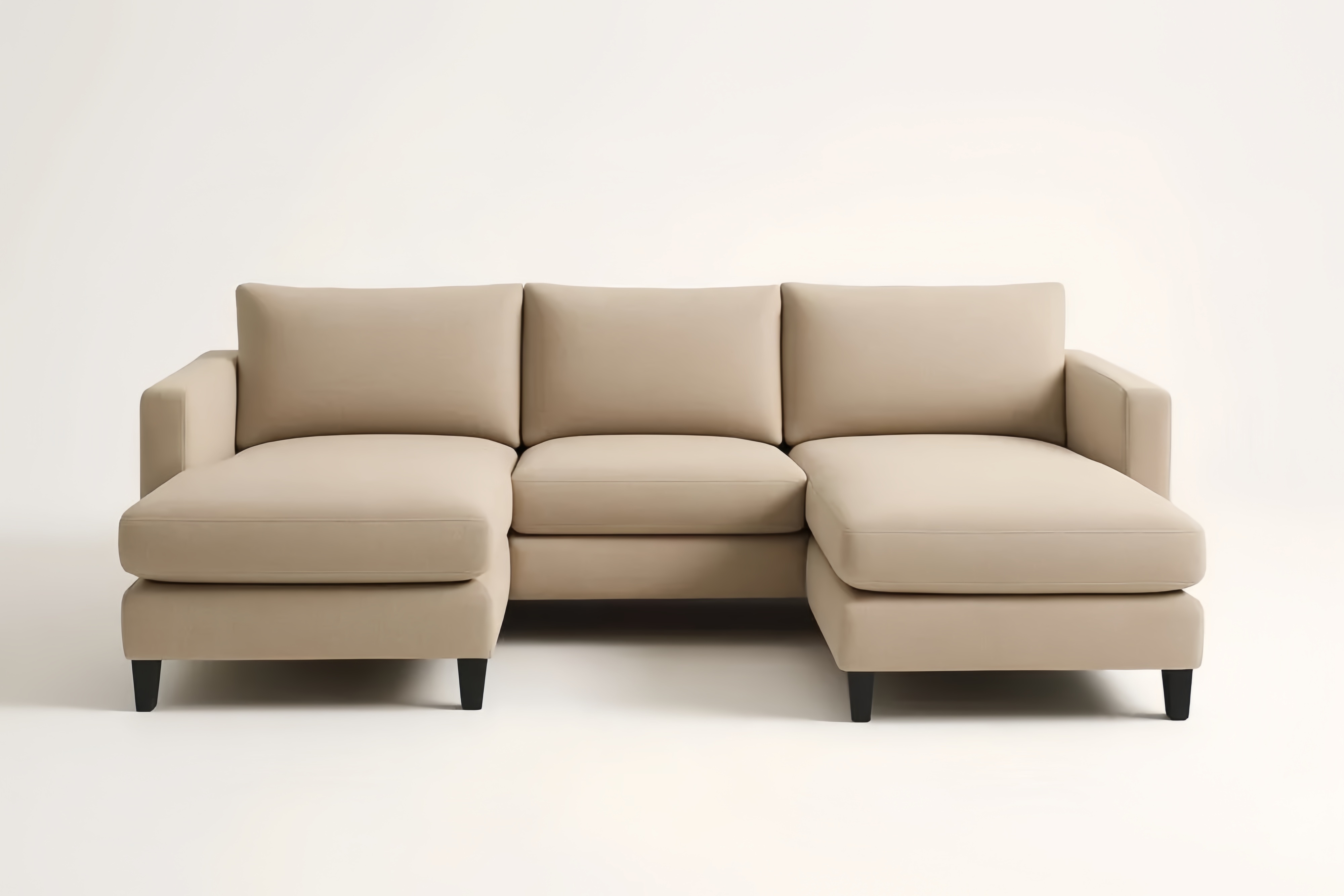 Divano ad Angolo in Tessuto Beige con Struttura in Legno Massello e Piedini Neri