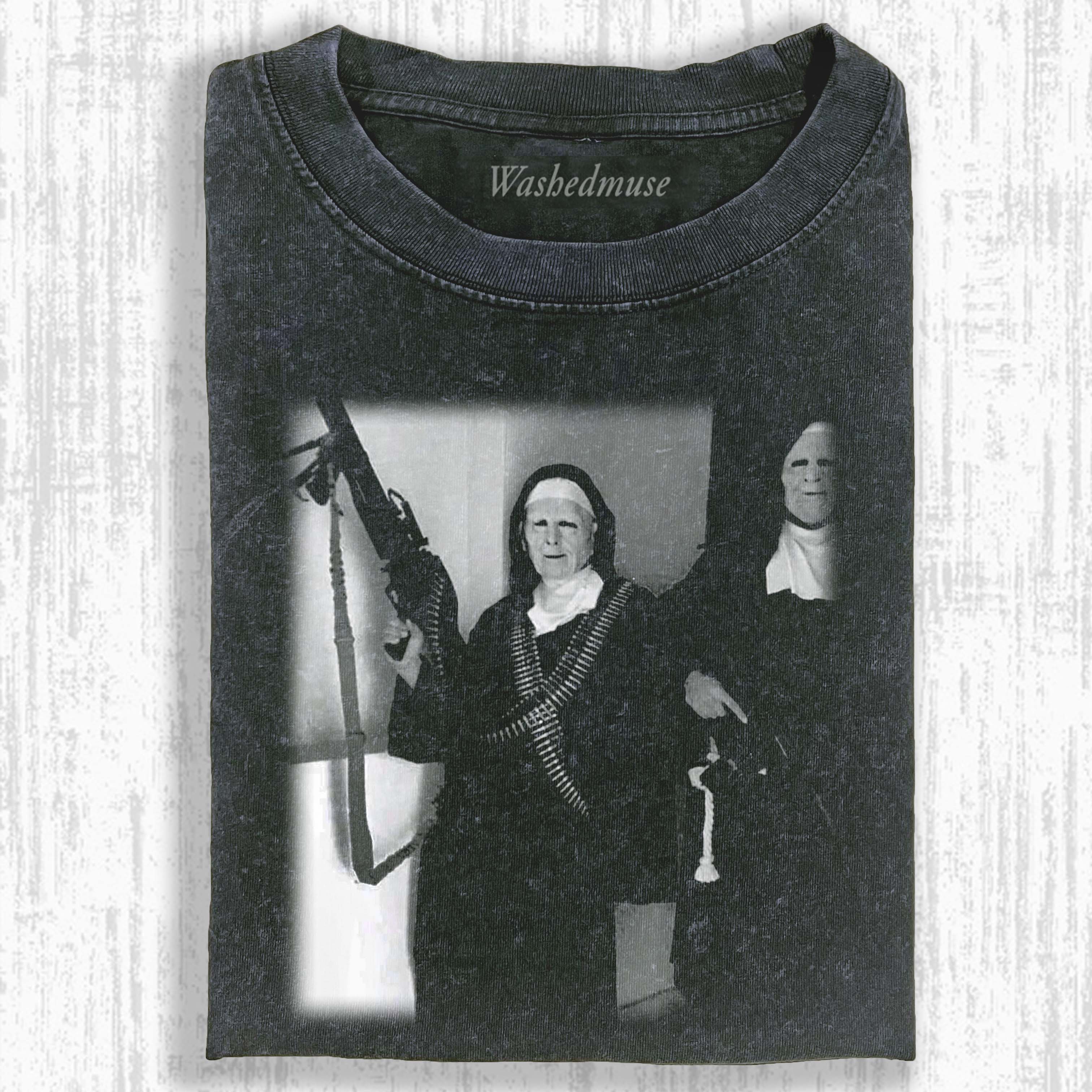 NUNS T-SHIRT