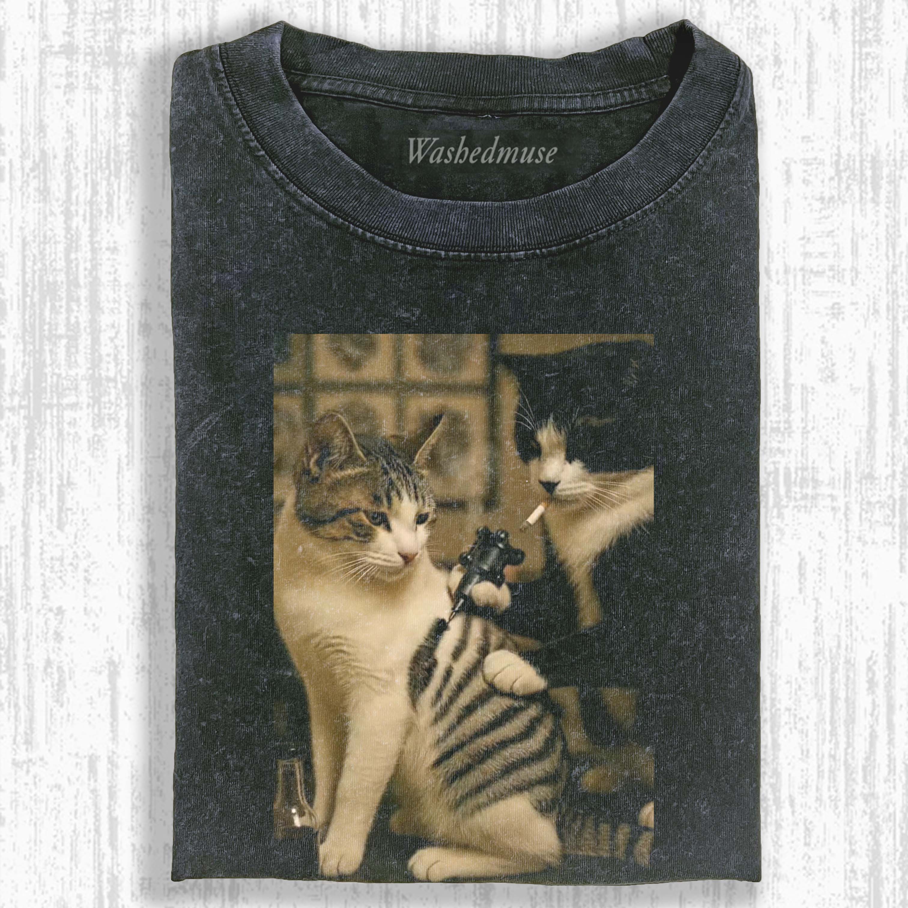 WACKY CAT  T-SHIRT