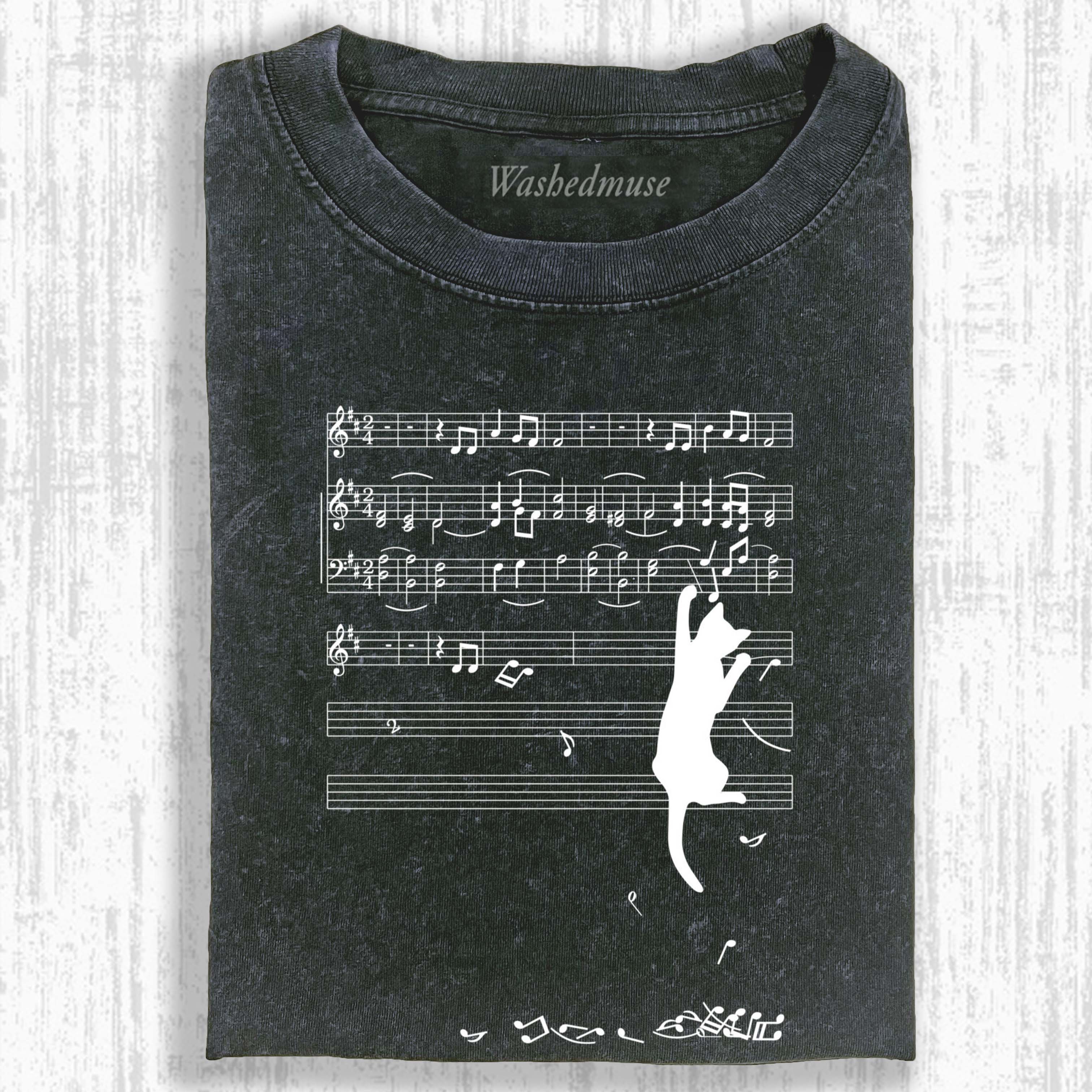 CATS AND MUSICAL NOTES  T-SHIRT