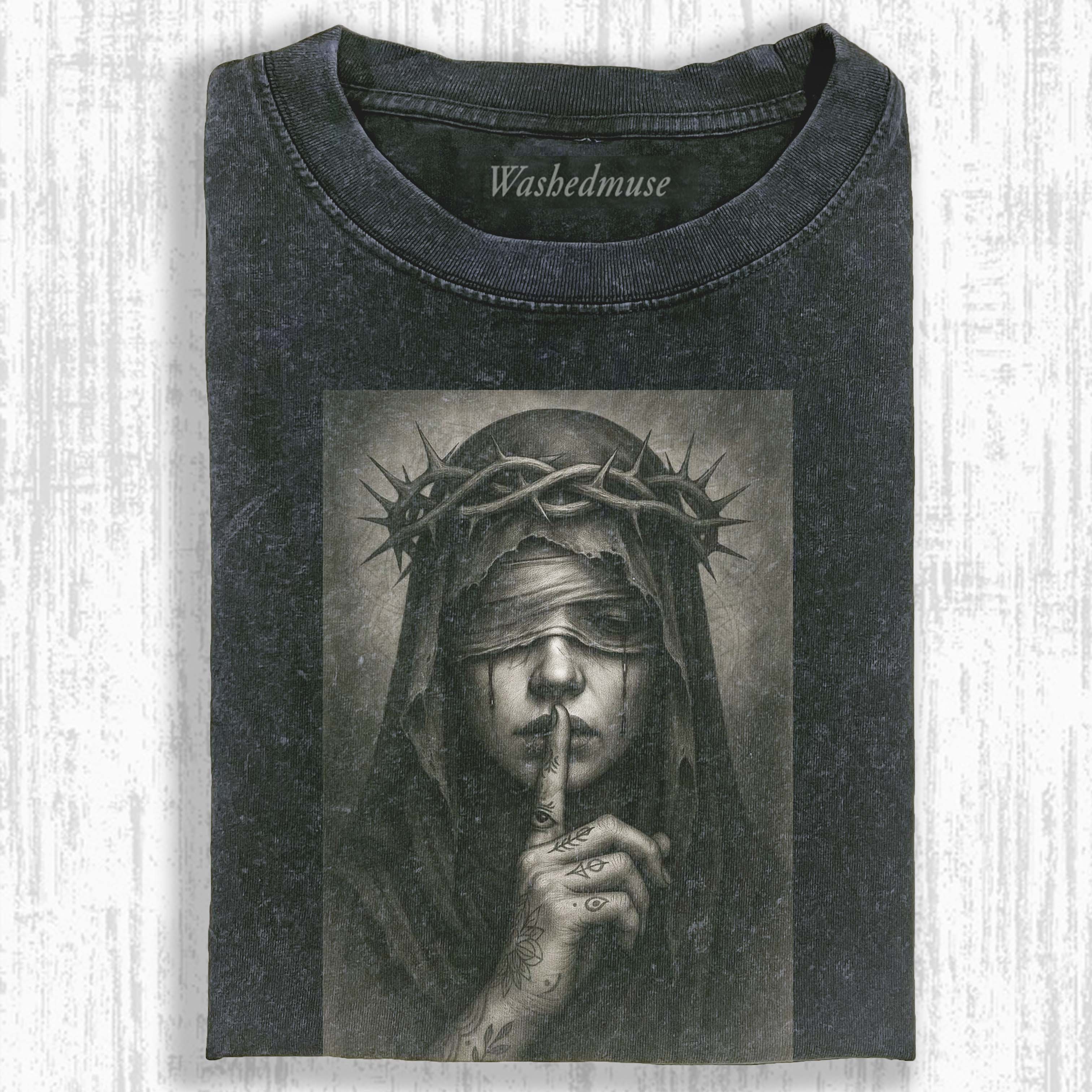 NUNS T-SHIRT