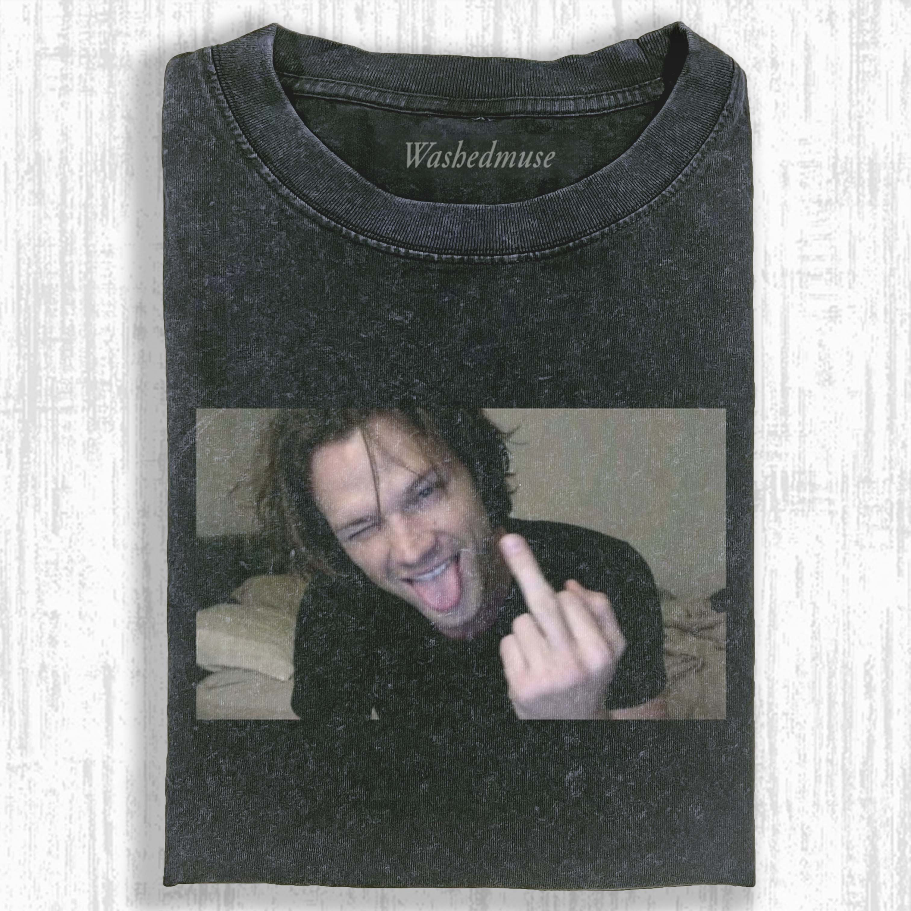 PLAYFUL REBEL VIBE T-SHIRT 