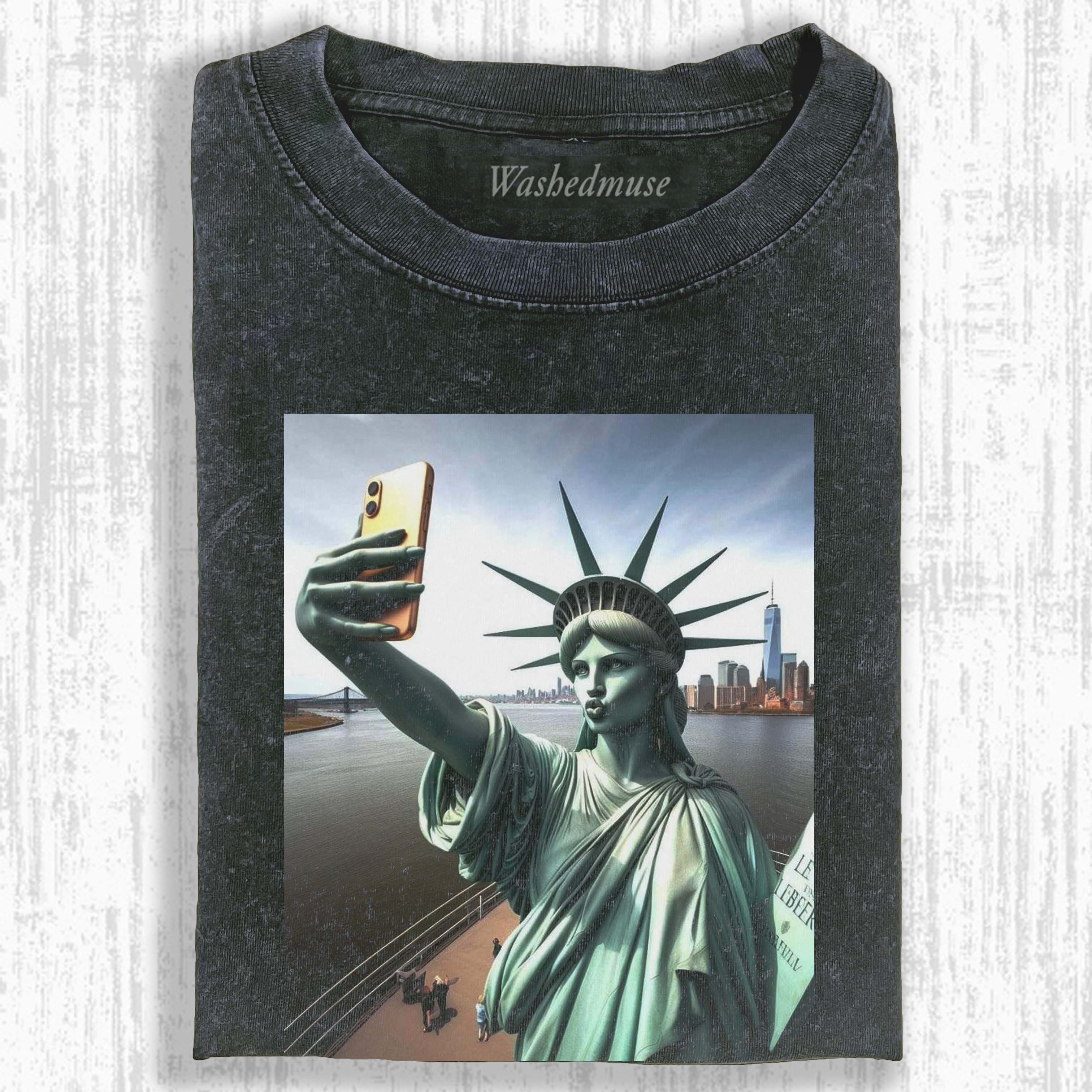 STATUE OF LIBERTY T-SHIRT
