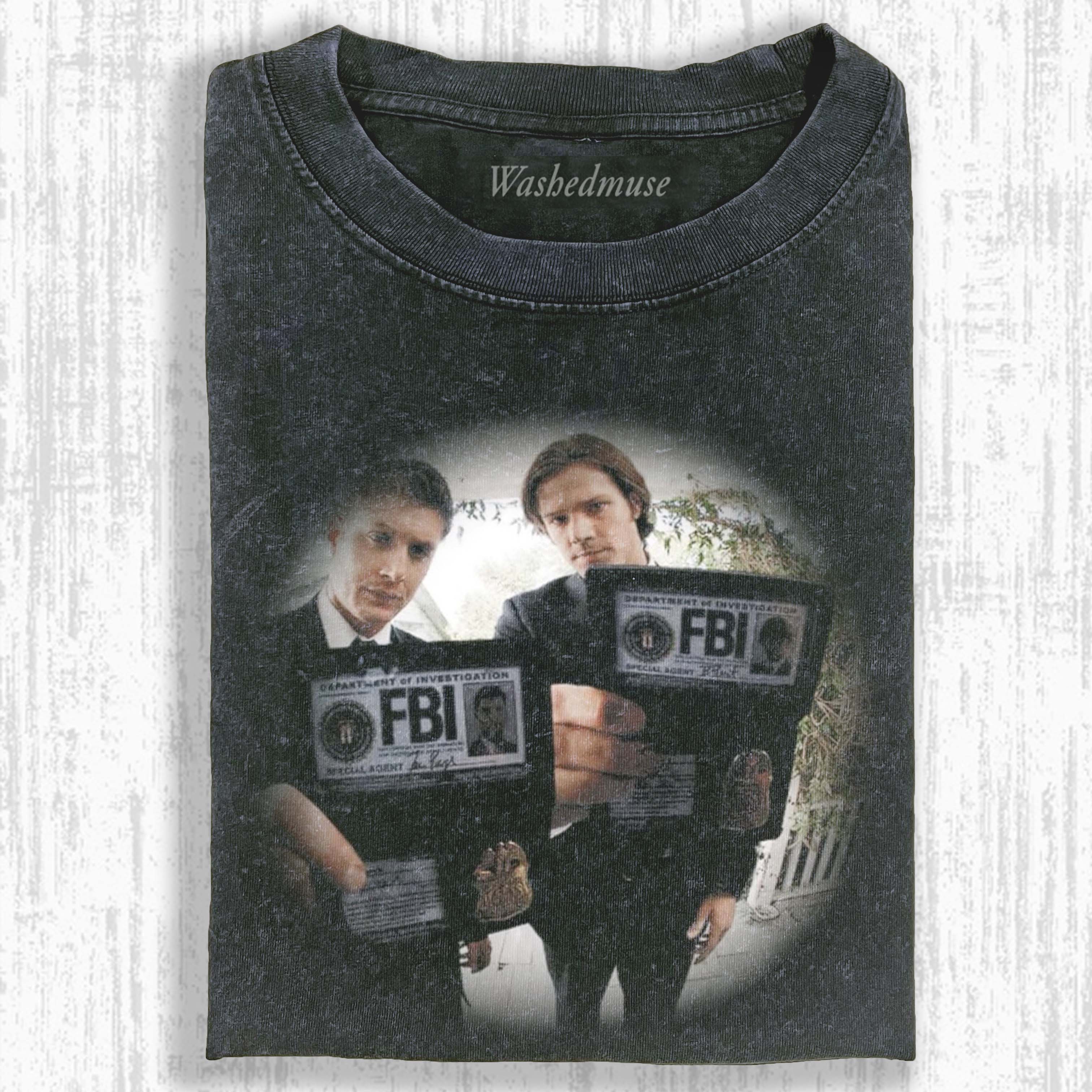 PARANORMAL ADVENTURE  T-SHIRT