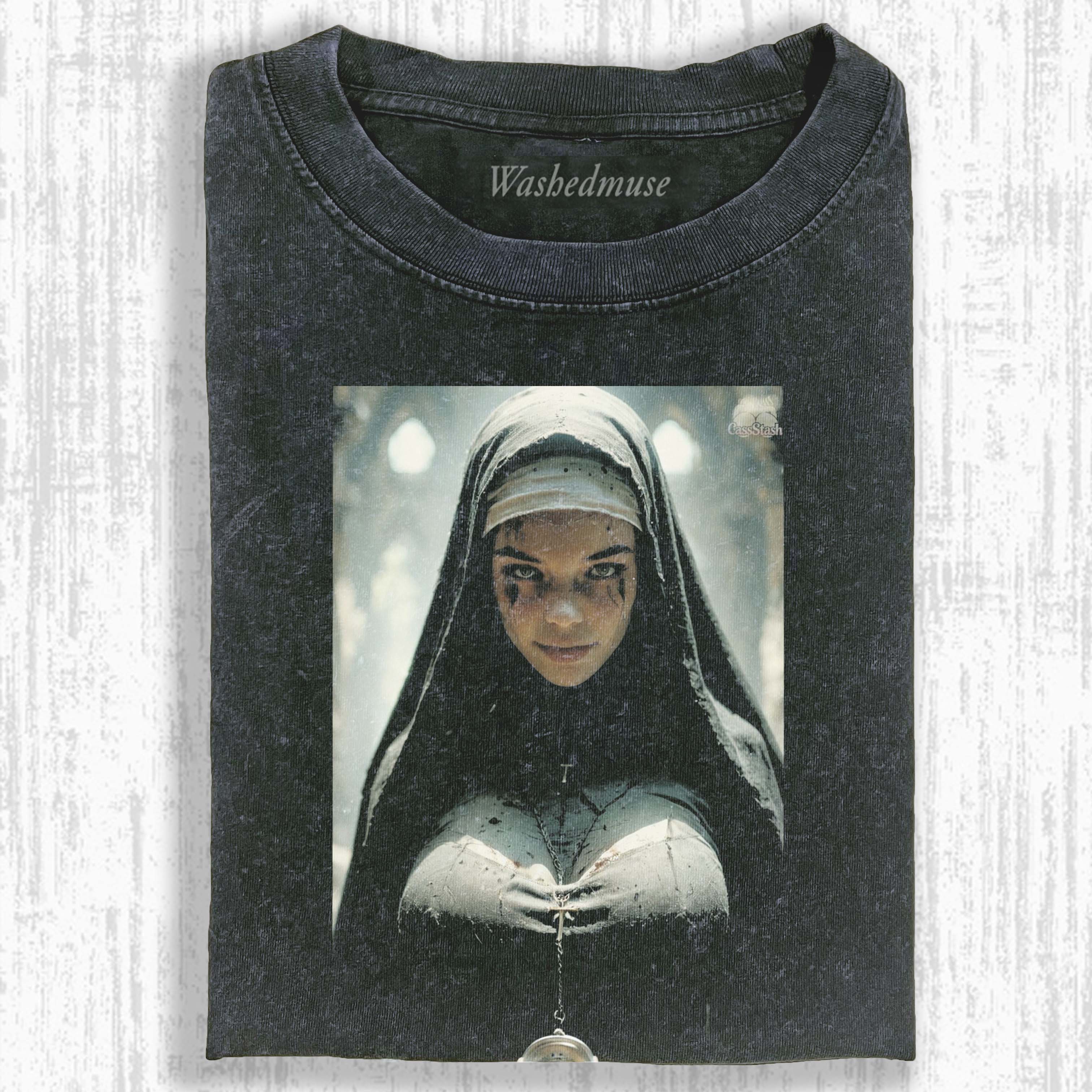 NUNS T-SHIRT