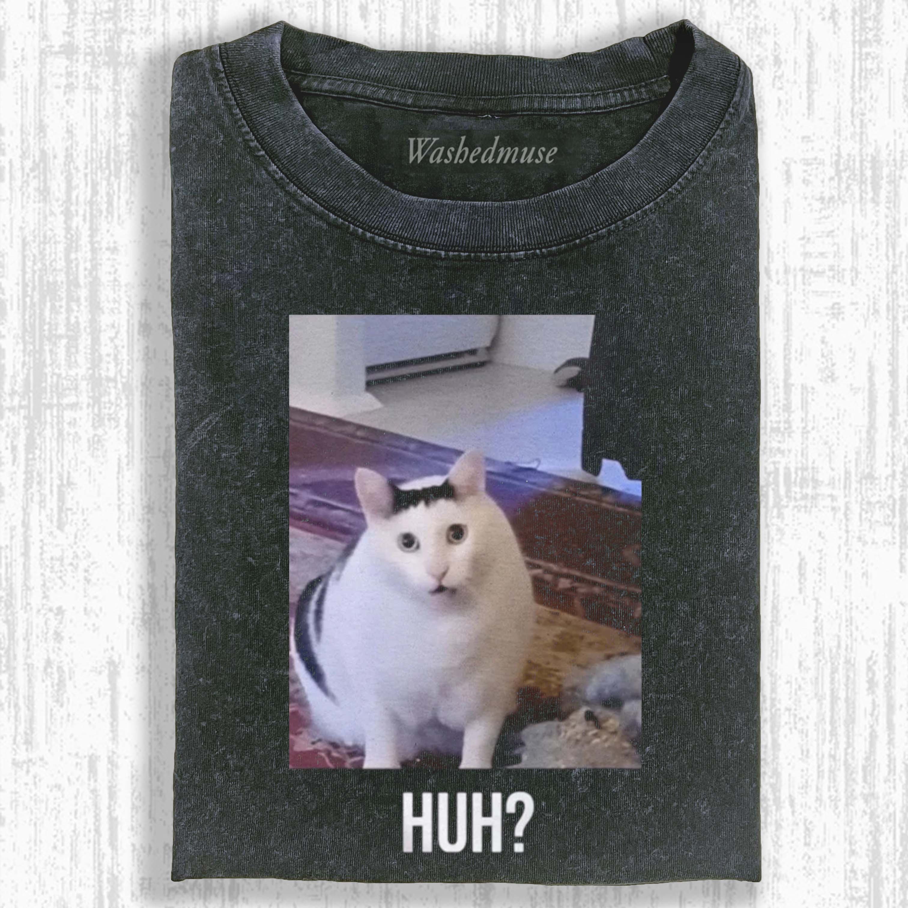 WACKY CAT  T-SHIRT