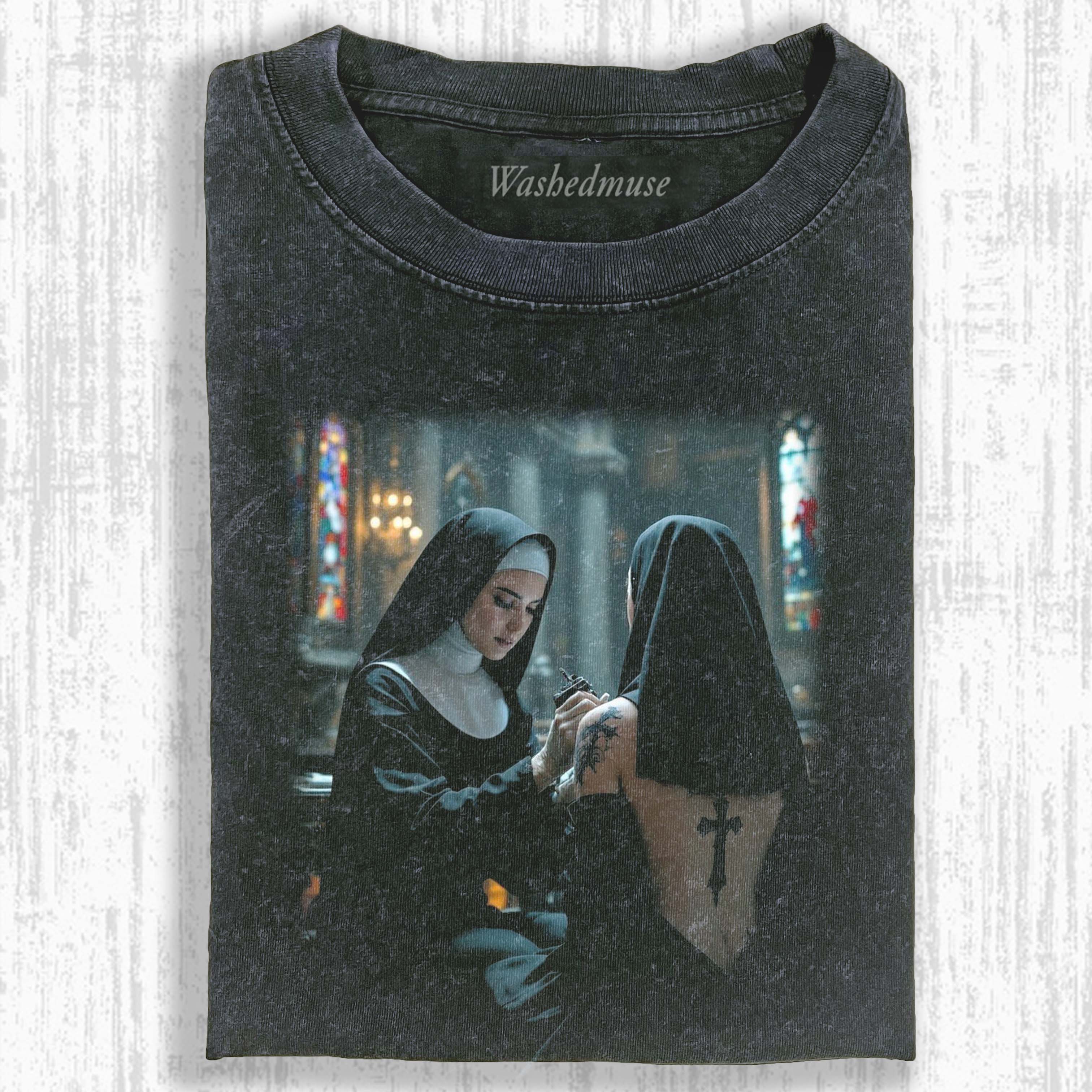 NUNS T-SHIRT