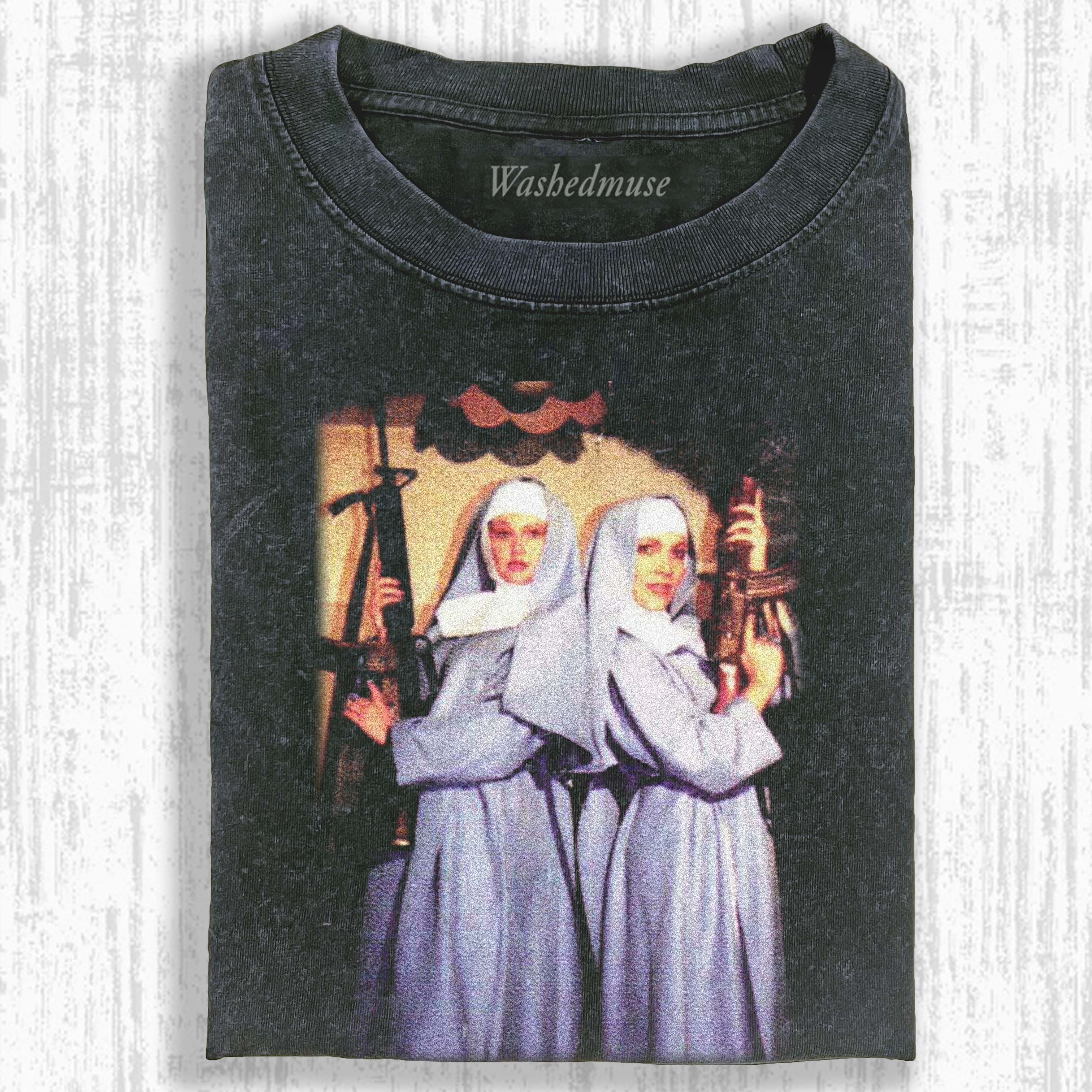 NUNS T-SHIRT