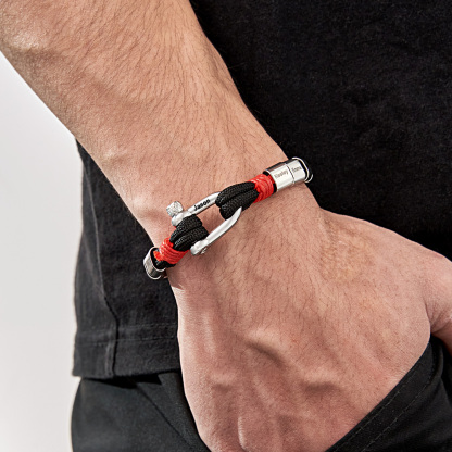 Personalized Anchor Buckle Bracelet with Engraved 1-8 Family Names Bracelet Birthday Gift for Men