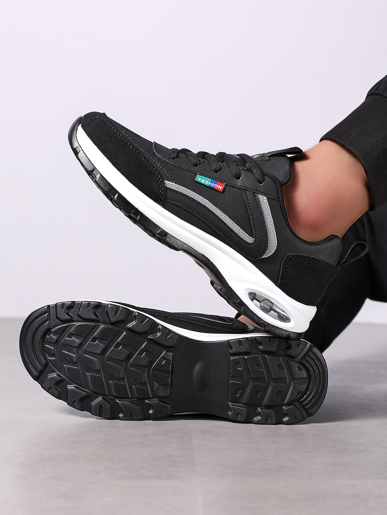 (🔥Sconto del 50% oggi - non perderlo) - Sneakers leggere in pelle (- Morbide e comode - Unisex)