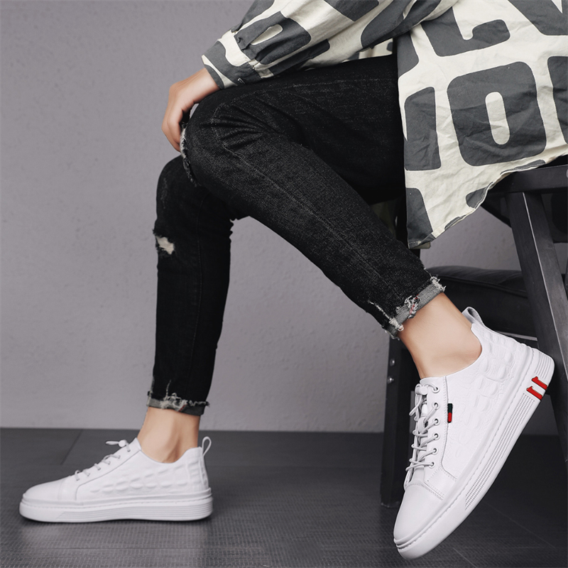 Men's Crocodile Print Leather Casual Sneakers
